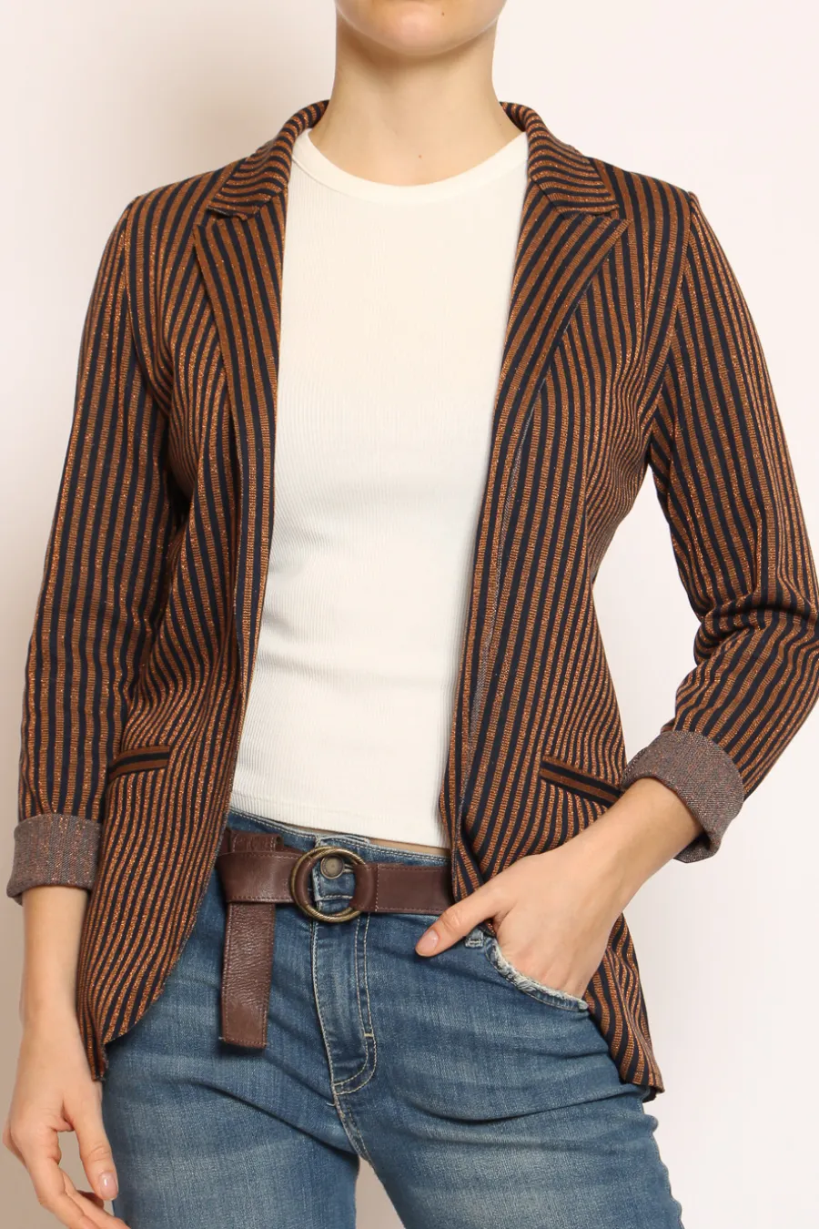 Zeroassoluto Giacca JIN elasticizzata righe lurex blu/cuoio- Giacche