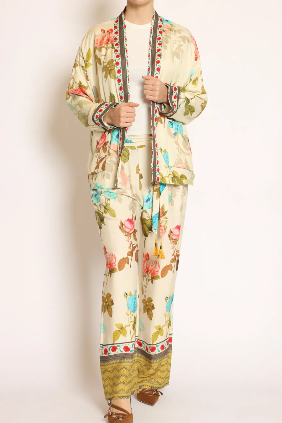 Wu'Side Kimono corto fantasia burro/peach/militare- Cardigan E Gilet