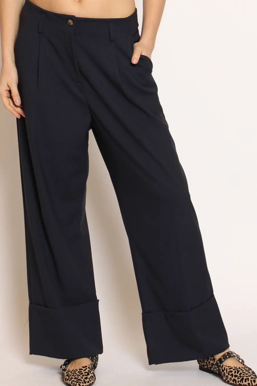 Zeroassoluto Pantalone GESSY con risvolto tessuto comfort elasticizzato- Pantaloni