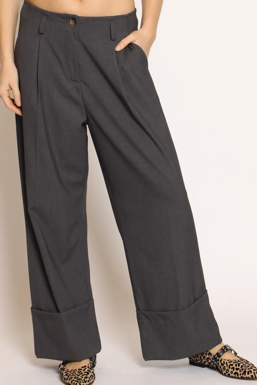 Zeroassoluto Pantalone GESSY con risvolto tessuto comfort elasticizzato- Pantaloni