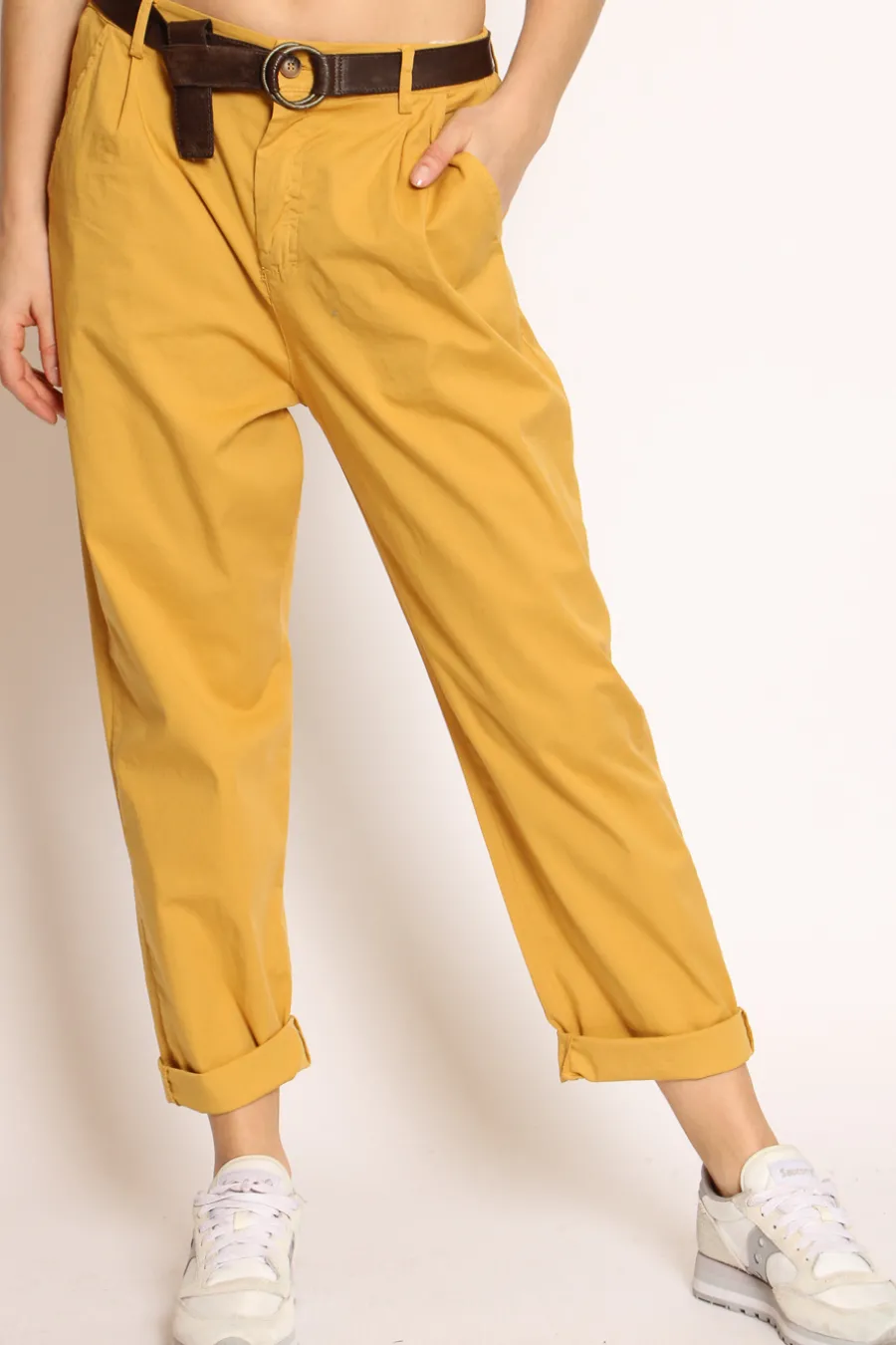 Zeroassoluto Pantalone lola c/pinces ed elastico dietro- Pantaloni