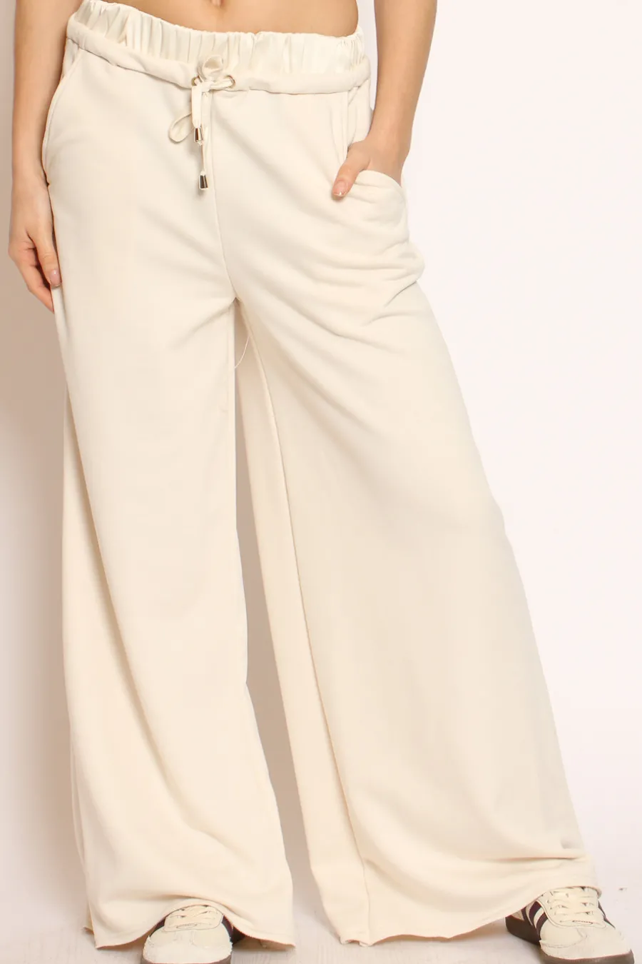 Have one Pantalone palazzo- Pantaloni