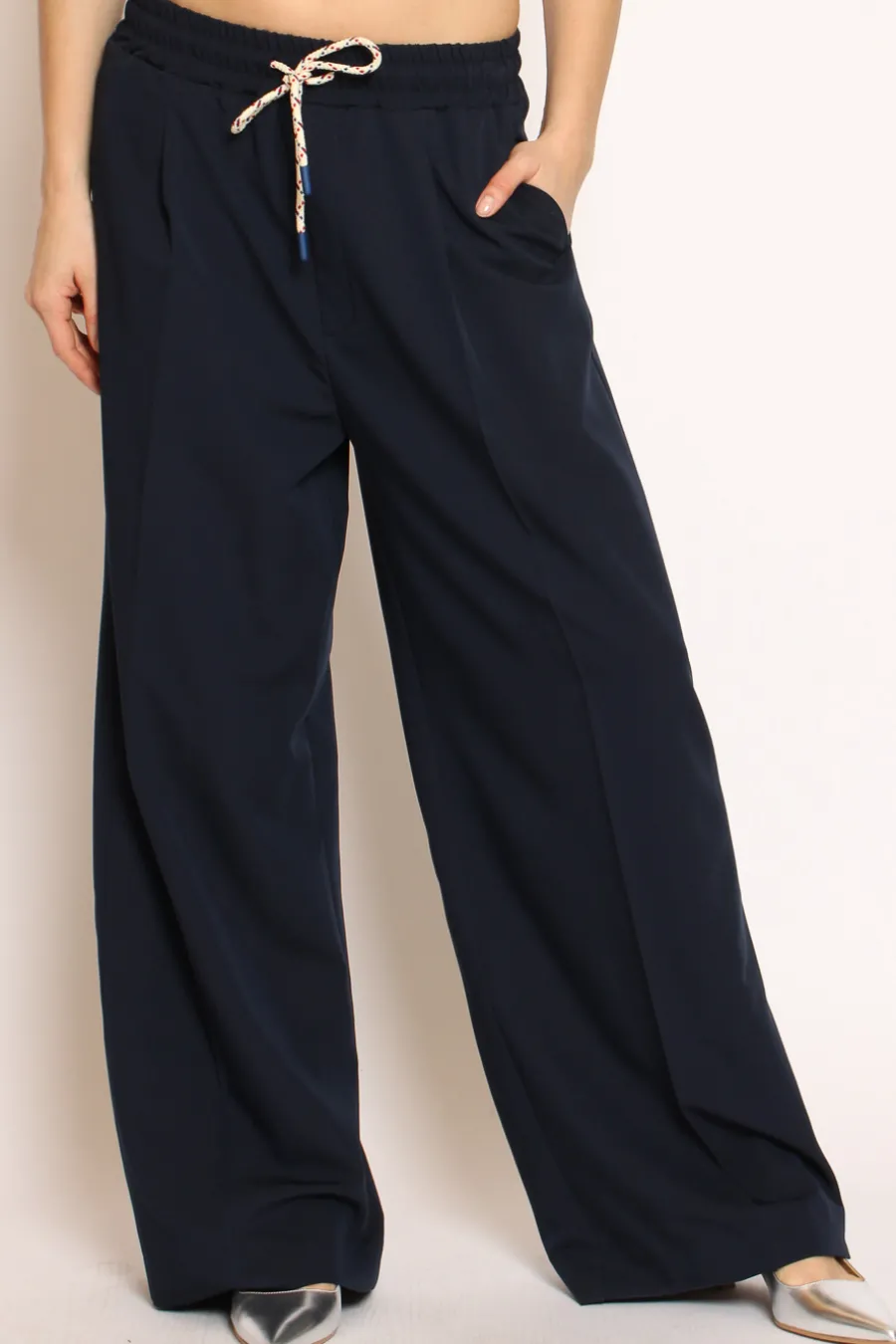Vicolo Pantalone palazzo pinces con laccio- Pantaloni